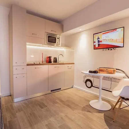 아파트 Lily Apartment15 With Kitchen In Frankfurt Am Main *